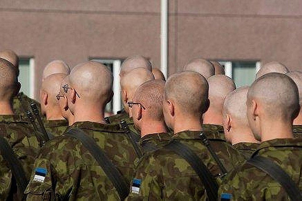 В Эстонии возбуждено делопроизводство в отношении сотни не явившихся на срочную службу призывников.