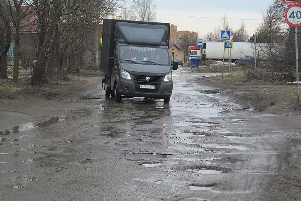 60% опрошенных назвали качество дорог Владивостока "неудовлетворительным"