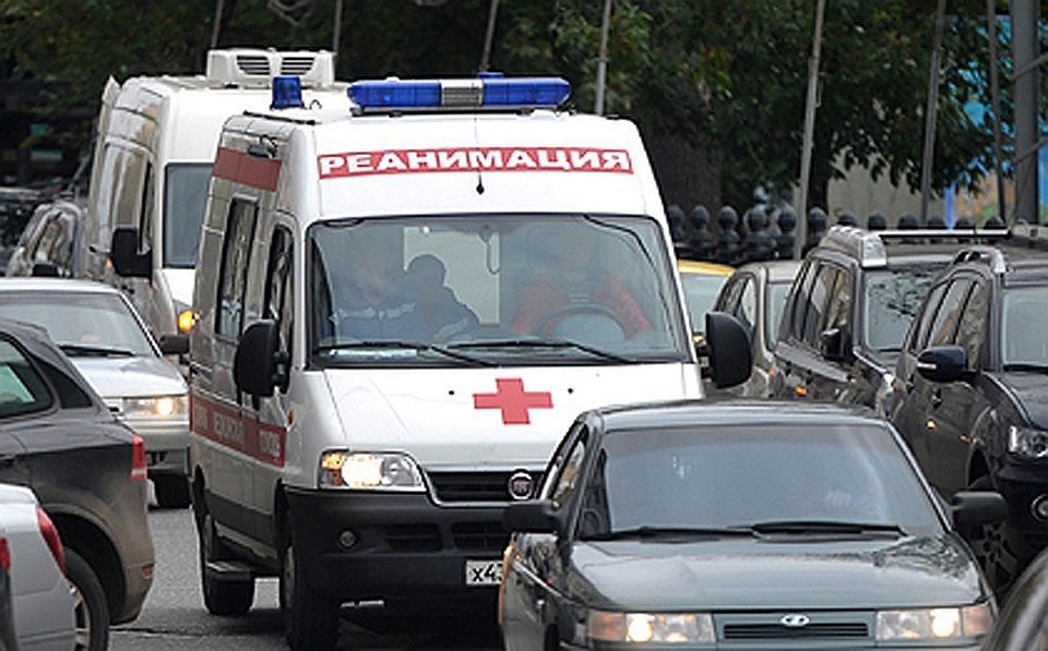 Пассажир иномарки попал в больницу.