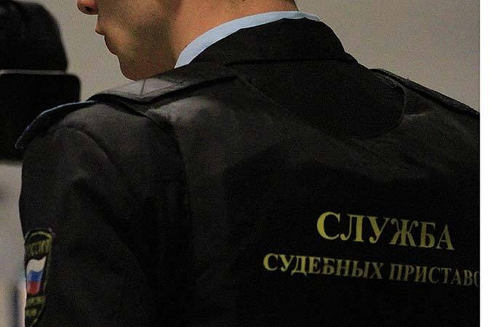 Судебному приставу пришлось поохотиться за должником.