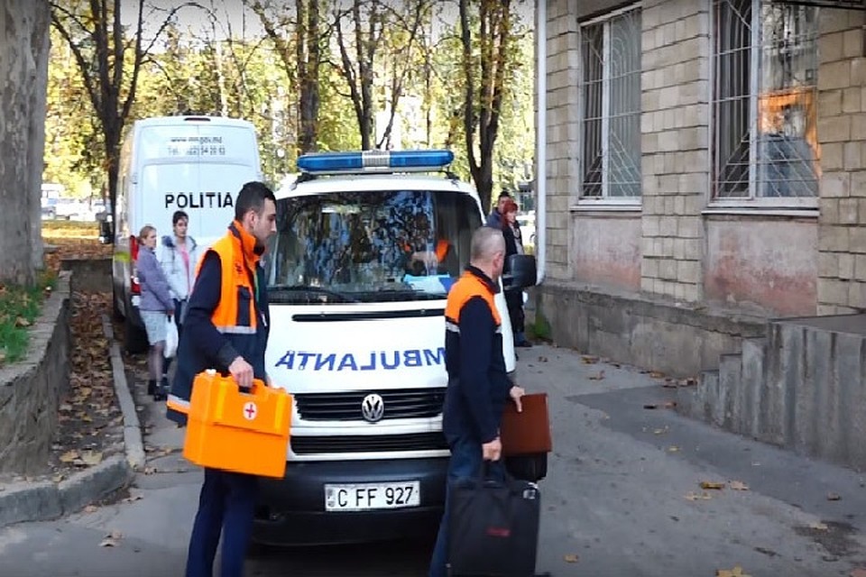 Нужно ли платить за вызов "скорой", если нет полиса. Фото: allmoldova.com