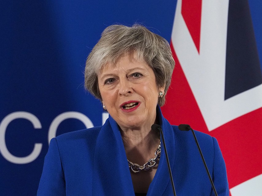 Мэй рекомендовала парламенту принять соглашение по Brexit