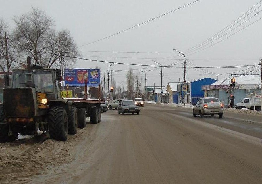 Трактор сбил пешехода в Энгельсе