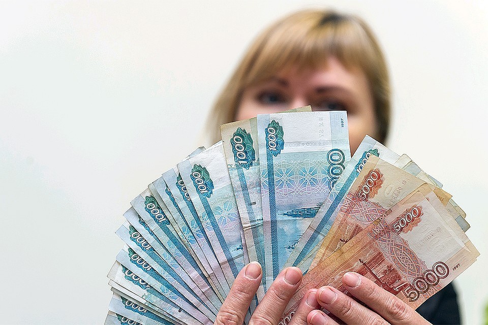 Бизнес в следующем году будет платить больше налогов, что скажется на потребителях и зарплатах