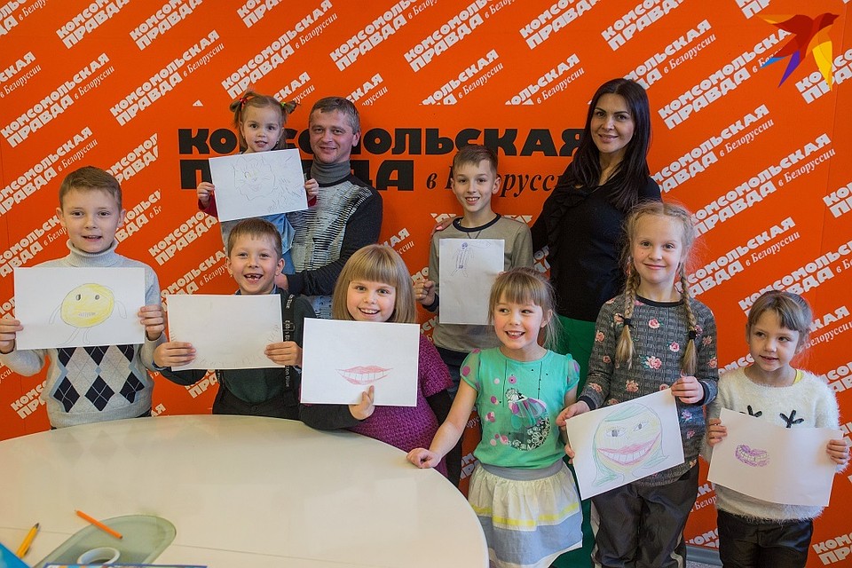 К концу встречи секреты фирменной улыбки ребята знали назубок.