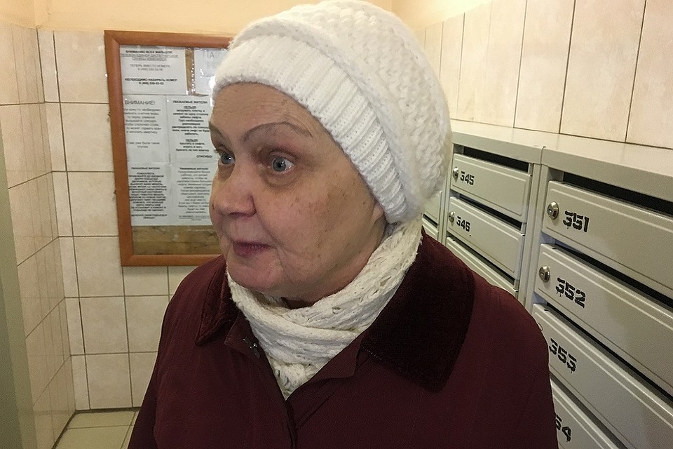 Старшая по подъезду Елена Аллина текст обращения в Роспотребнадзор писала сама, на пяти листах, и пошла с ним по квартирам