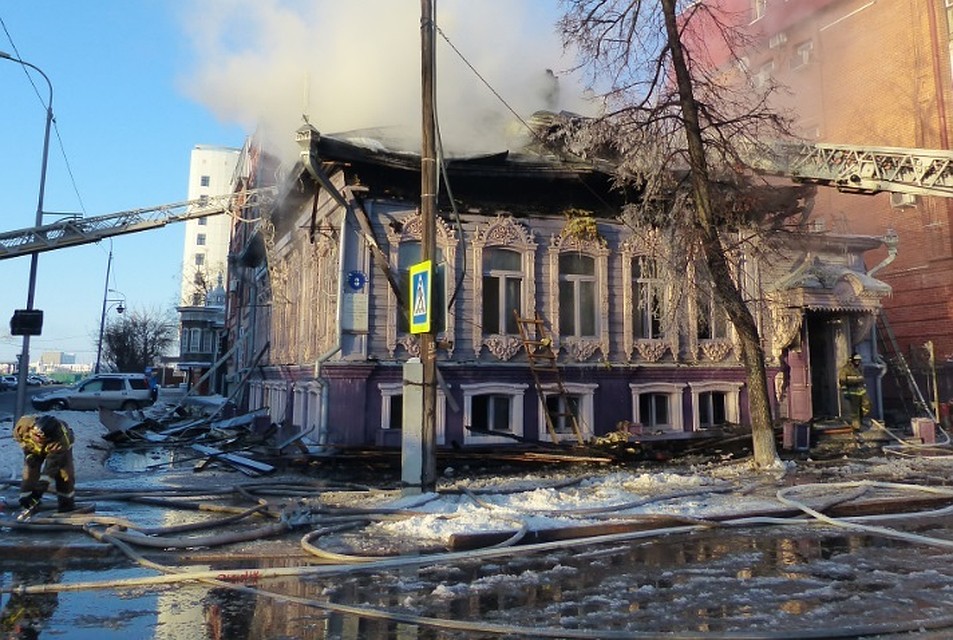 Деревенняй особняк 19 века спасли от огня