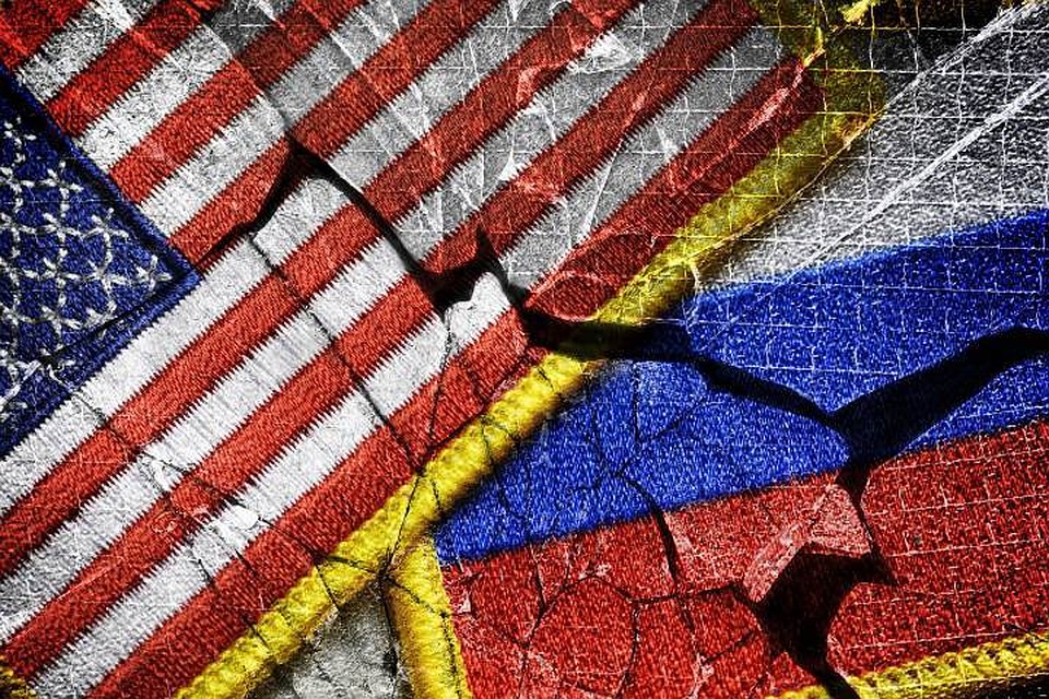 Экс-посол США на Украине заявил о желании Вашингтона лишить Россию сильных армии и флота