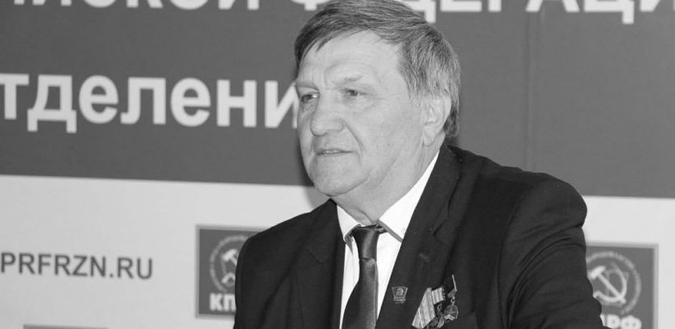 Евгений Михайлович избирался в областную Думу три созыва подряд