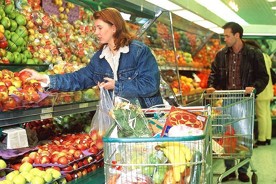 В новом году в Латвии заметно подорожают овощи и фрукты.