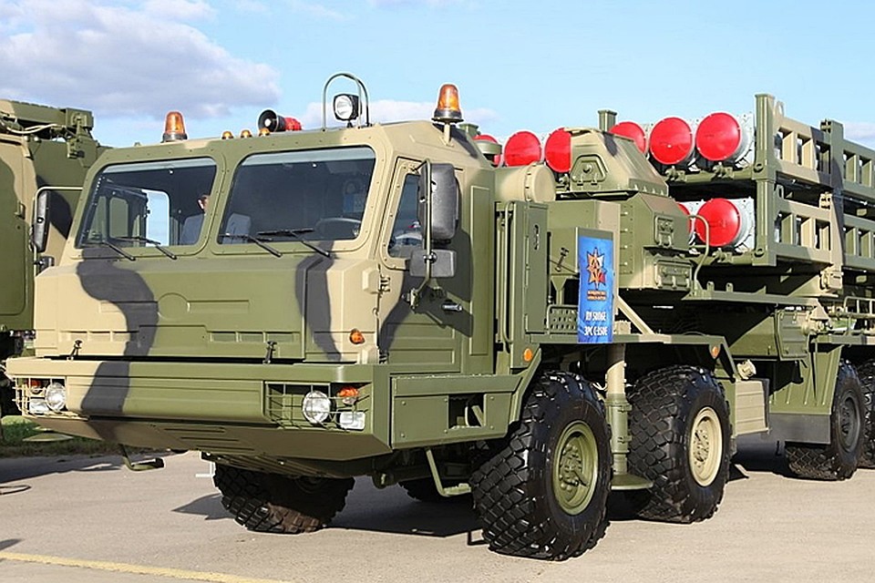 У «Витязя» большая мобильность чем у С-300 и больше противоракет – 12 вместо 4