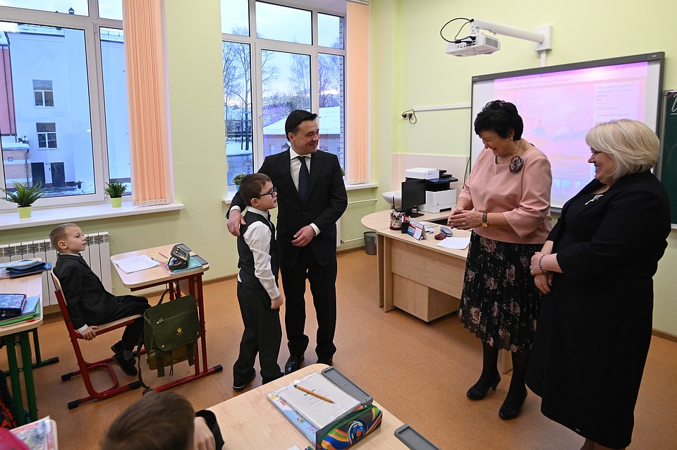 Андрей Воробьёв открыл новый школьный корпус в Истре. Автор фото: Иван ВОДОПЬЯНОВ.