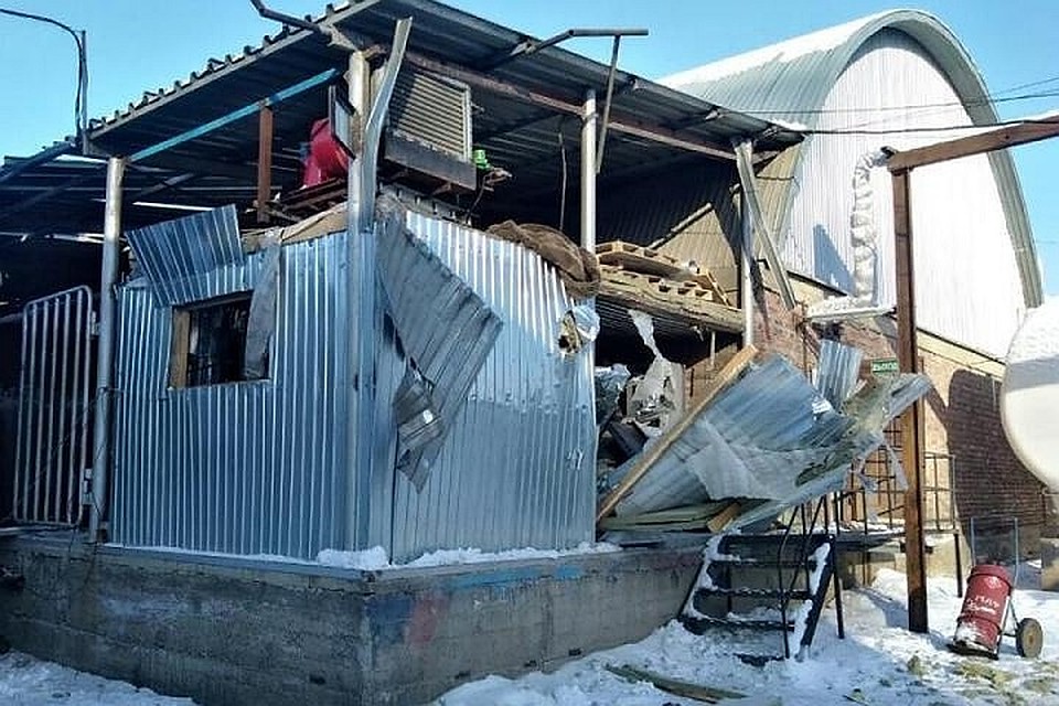 СК проводит проверку после взрыва газа, от которого погиб рабочий в Ангарске.