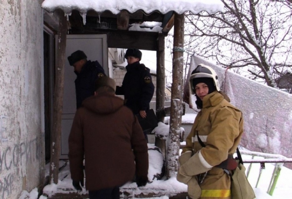 Пожарные провели профилактические беседы