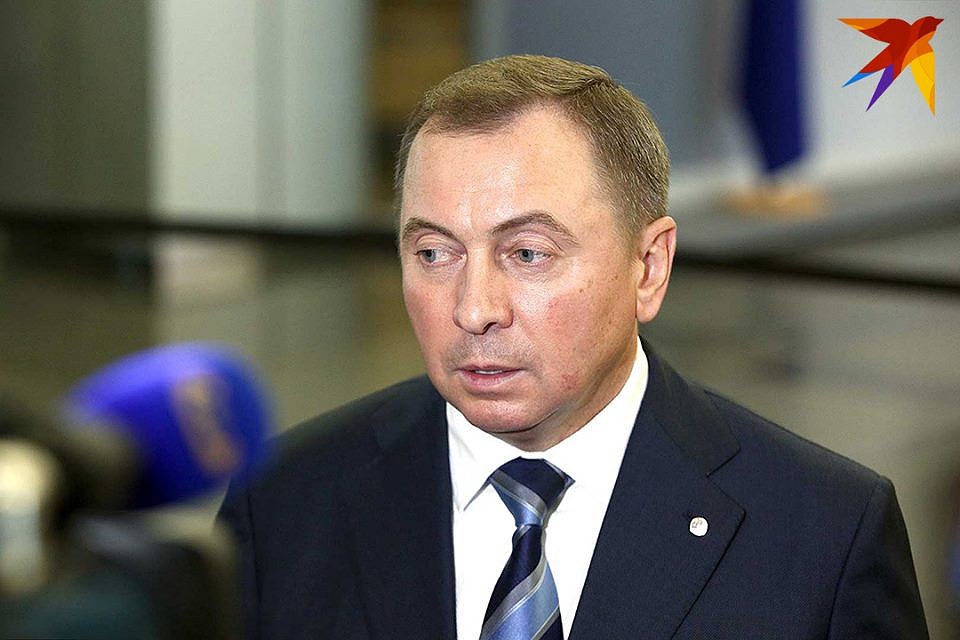 Александр Лукашенко вручил Владимиру Макею орден Отечества III степени