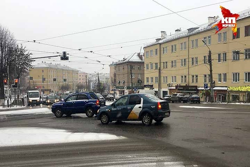 В Смоленской области участились аварии с автомобилями. ФОТО: Виктория НИКОЛЬСКАЯ.