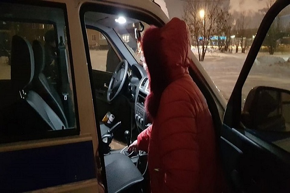 Передача денег проходила под контролем правоохранительных органов (Фото: СК по Калужской области).