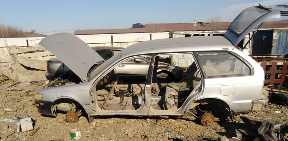 Автомобиль уже успели разобрать
