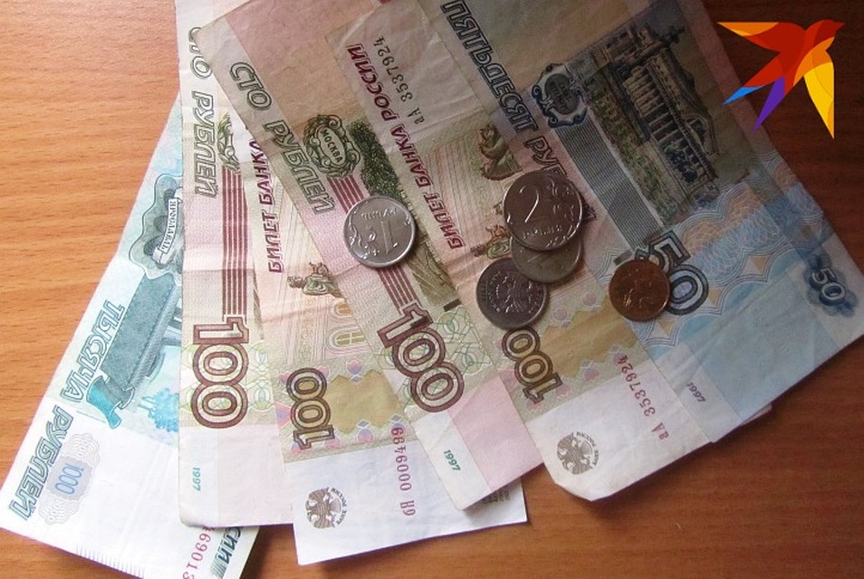 Мужчина предложил 30 тысяч рублей полицейскому