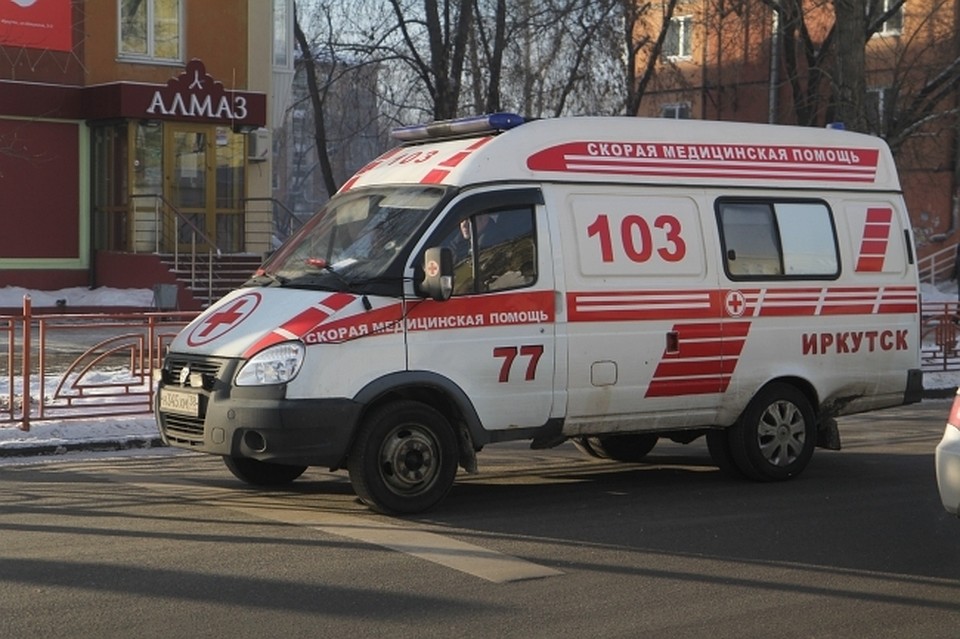 На Кубани в автобус вырезался легковой автомобиль