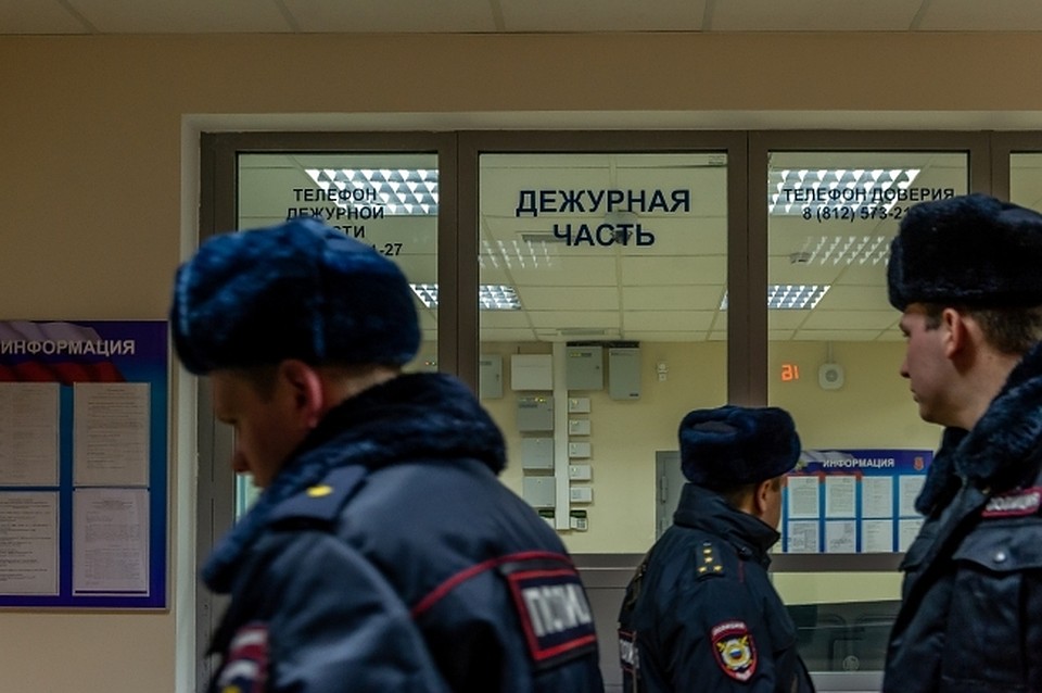 Звонившую в дежурную часть нашли по горячим следам.