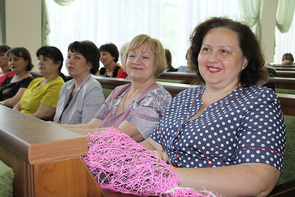 В в Луганске выбирают «Педагога года». Фото: rcro.su