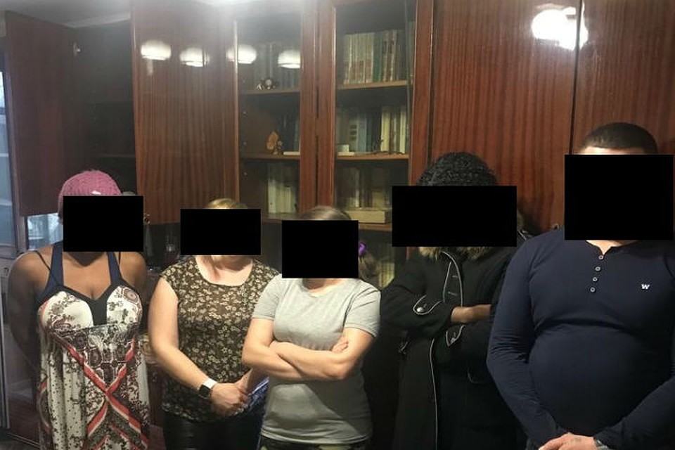 Интимные услуги оказывали четыре девушки. Фото: пресс-служба МВД по РК