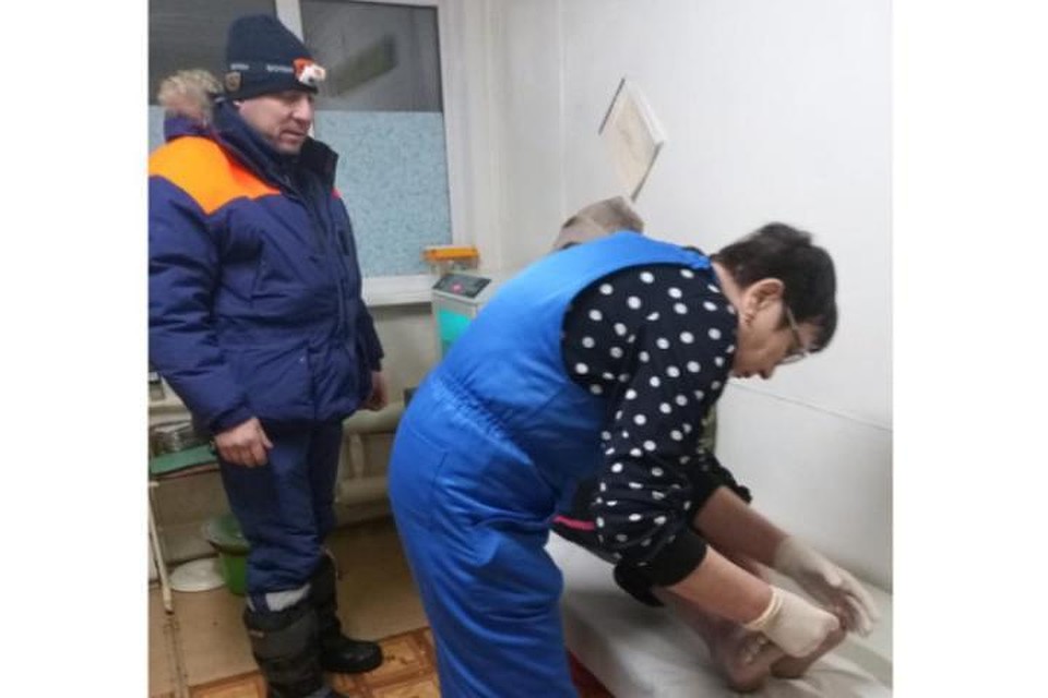 Без улова, но живой: рыбака спасли на Байкале. Фото: пресс-служба Байкальского поисково-спасательного отряда МЧС РФ.