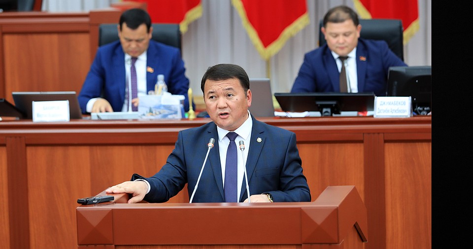 Генпрокурор КР Откурбек Джамшитов рассказал депутатам, как идет расследование по делу ТЭЦ