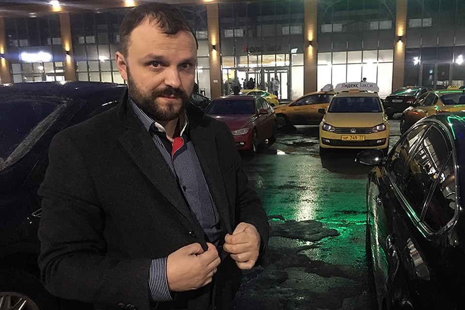 Андрей Герс. Таксистом работает уже пять лет. Хотя когда устраивался, думал, что ненадолго