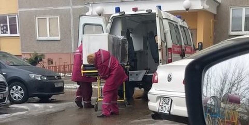 Медики оказывали услугу своему коллеге. Фото: s13.ru
