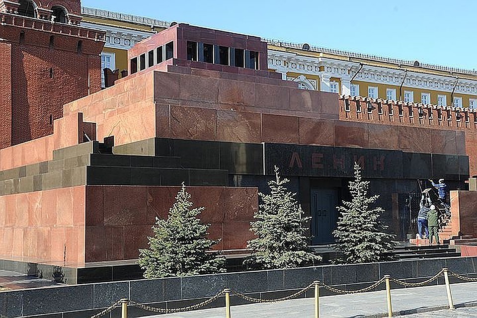 Мавзолей Ленина на Красной площади в Москве
