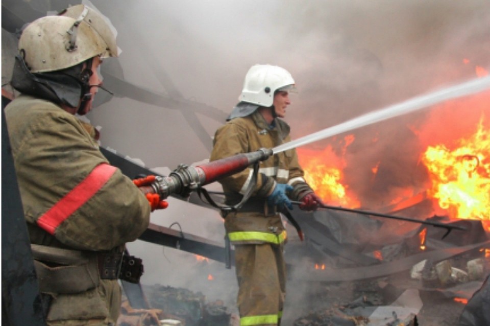 Газовый баллон взорвался при пожаре в деревянном доме под Хабаровском