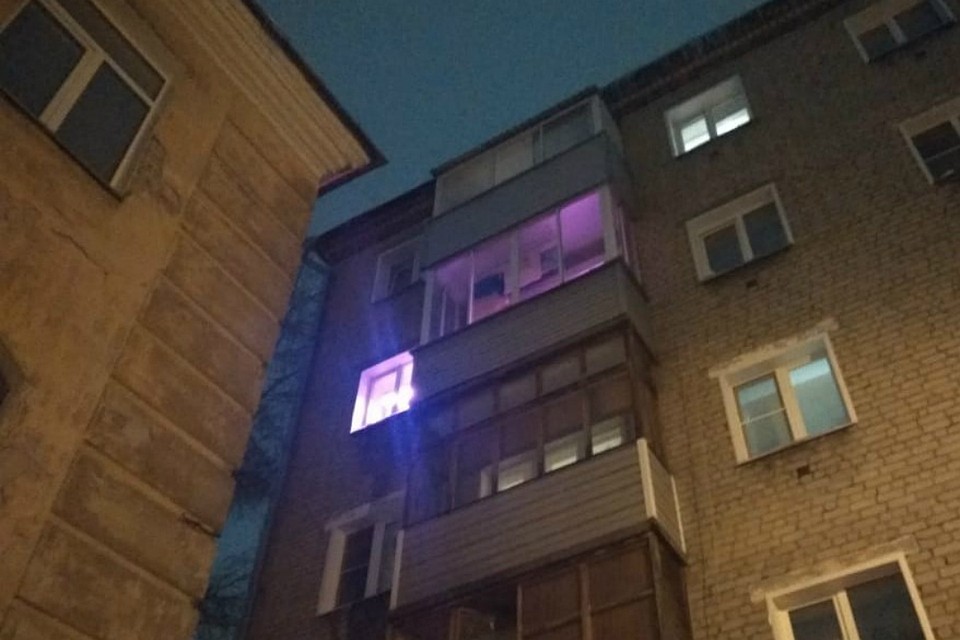 ЧП произошло у дома на ул. Дерендяева, 8. Фото: admkirov.ru