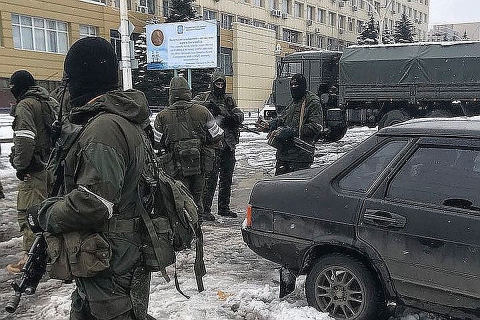 22 ноября 2017 года, вооруженные люди в центре столицы ЛНР