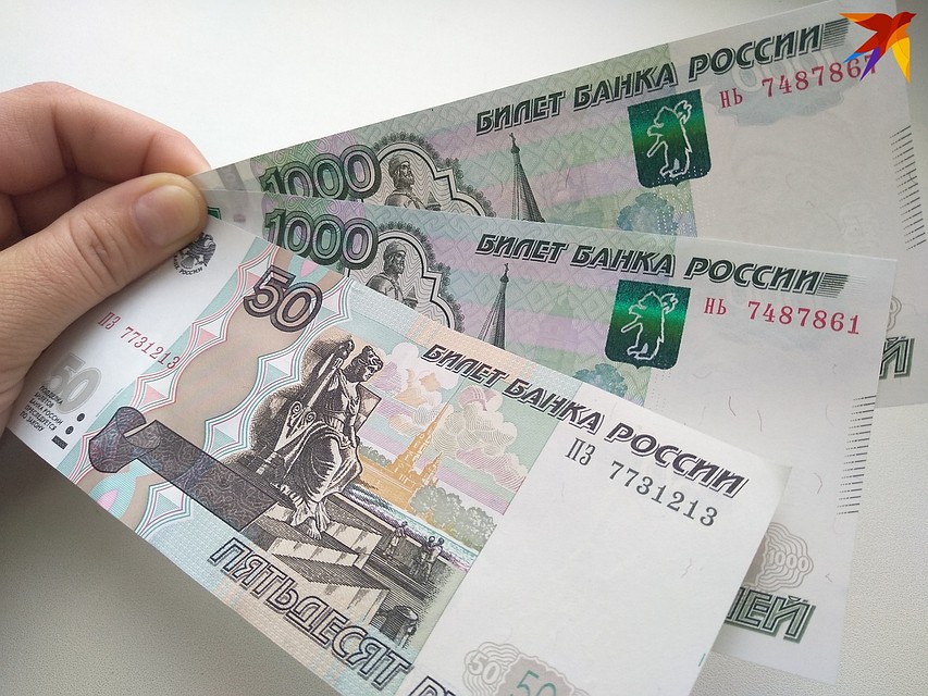 Депутат дал сотруднику ДПС 500 рублей, однако тот отказался.