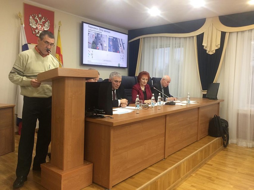 Как и предполагалось, слушания прошли эмоционально.