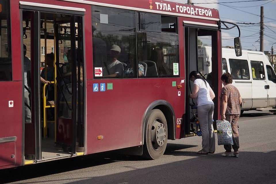 На Пасху до кладбищ пустят дополнительные автобусы