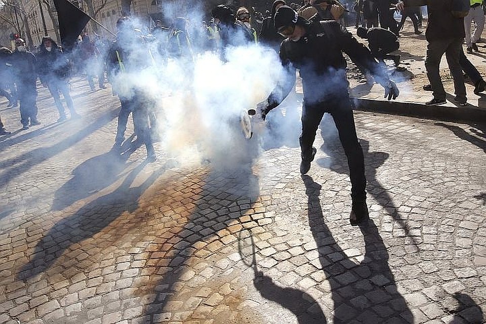 эту субботу, 16 марта, во Франции прошла 18-я акция протеста «желтых жилетов»