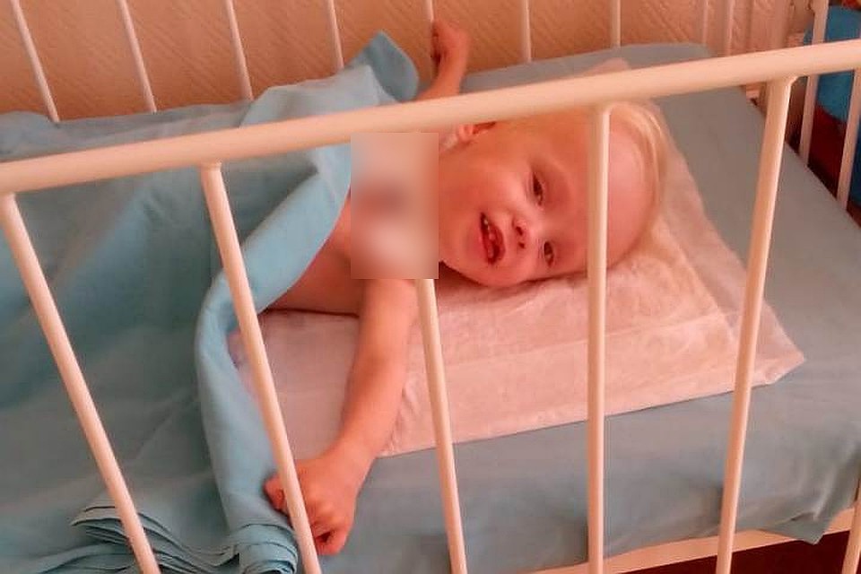 Двухлетний мальчик из Заринска с самого рождения борется за свою жизнь