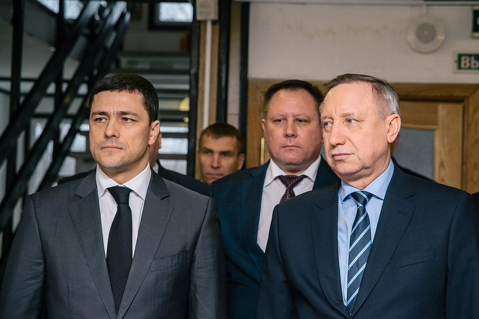 Губенатор Псковской области Михаил Ведерников договорился с и.о. губернатора Санкт-Петербурга Александром Бегловым о помощи семье Перчиковых из Томсино, власти Петербурга поспособствуют погашению долгов Елены.