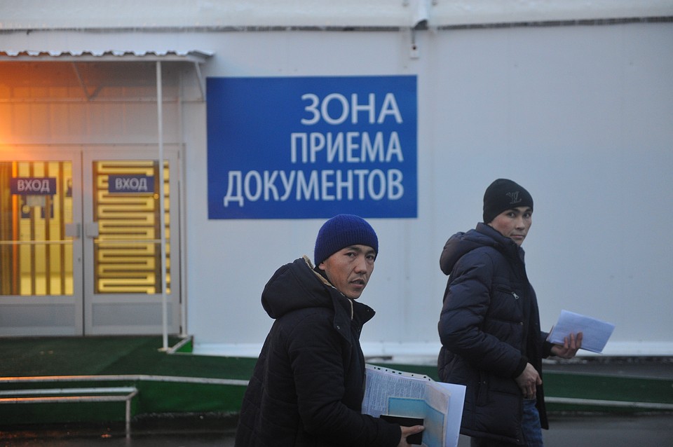 В России, по официальным данным, около 800 тысяч мигрантов из Кыргызстана