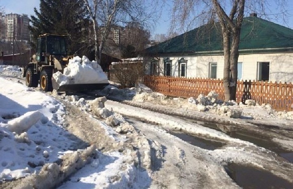 На уборку и вывоз снега брошены все ресурсы. Фото: мэрия Томска