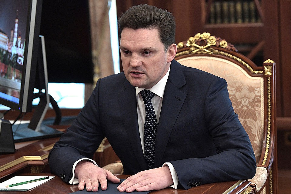 Генеральный директор ФГУП "Почта России" Николай Подгузов во время встречи с президентом РФ Владимиром Путиным в Кремле. Фото Алексей Никольский/пресс-служба президента РФ/ТАСС