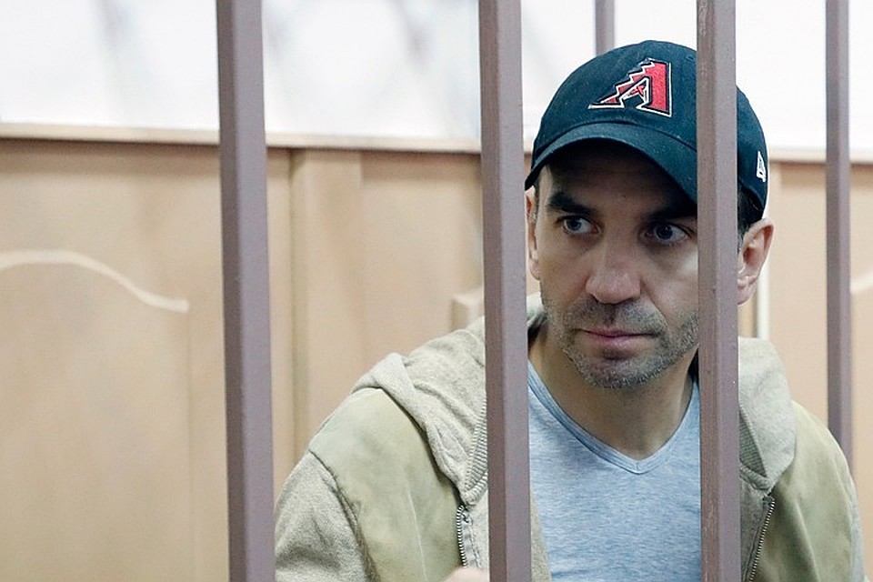 Михаил Абызов в здании Басманного суда
