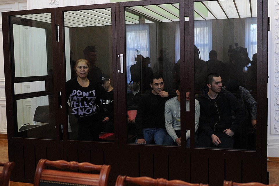 В Санкт-Петербурге 2 апреля 2019 года начался суд над мигрантами, обвиняемыми в теракте в метро.