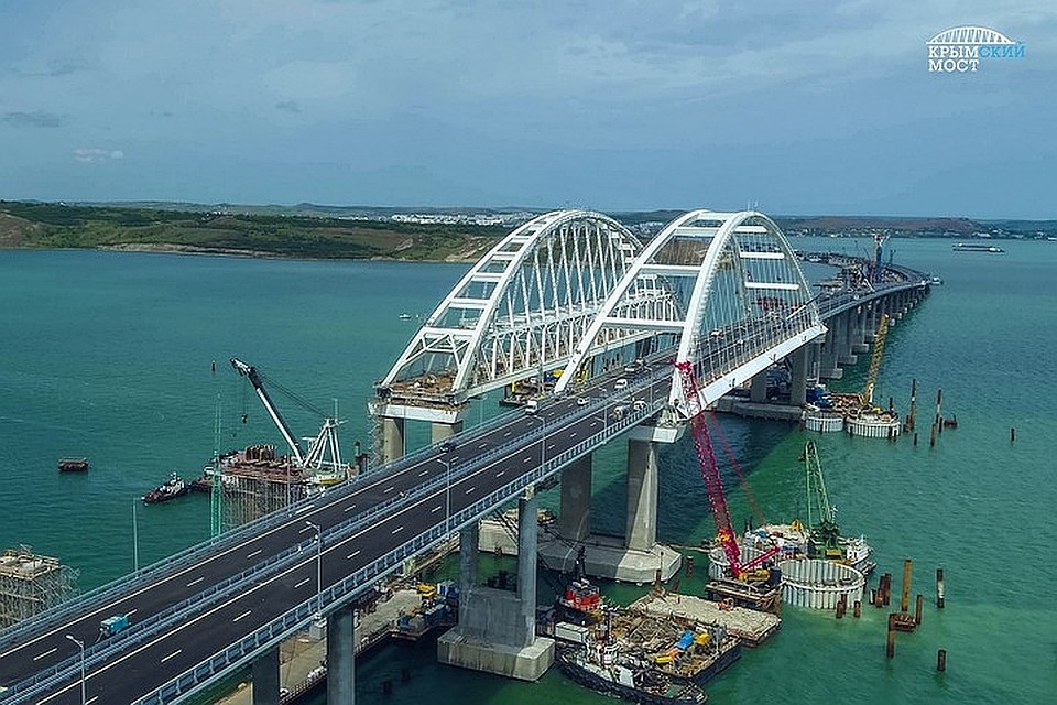 Движение по мосту перекрываться не будет