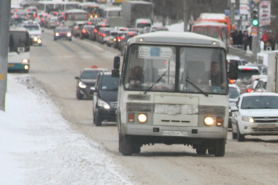 Водителя автобуса сняли с маршрута
