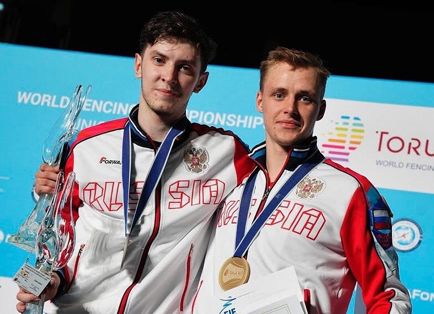 Встреча за первое место прошла в равной борьбе