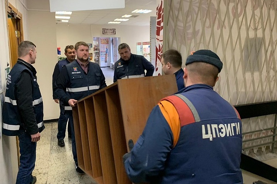 На Ленинском прспекте выселили магазины с незаконно занимаемых городских площадей.